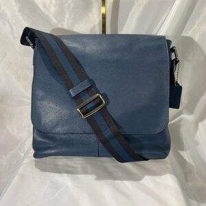 Coach Unisex Charles Messenger Bag